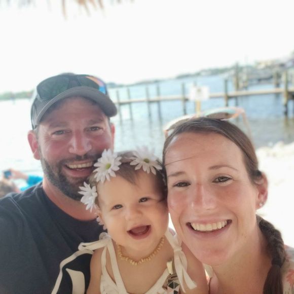 Meet your Posher, Christie - Picture 1 of 1